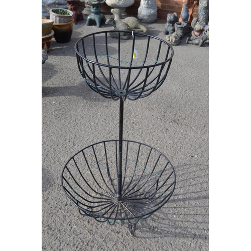 810 - DOUBLE BASKET PLANTER