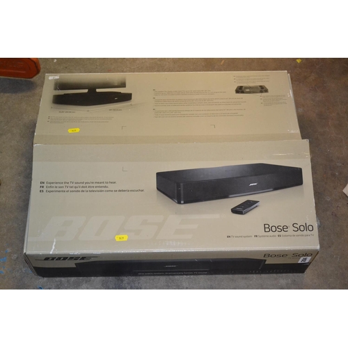 284 - BOSE SOLO TV SOUND SYSTEM (A/F)