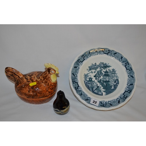 22 - PRICE CHINA CHICKEN EGG BASKET, 6 BRISTOL TRANSFER PRINTED SOUP BOWLS, MDINA PAPERWEIGHT