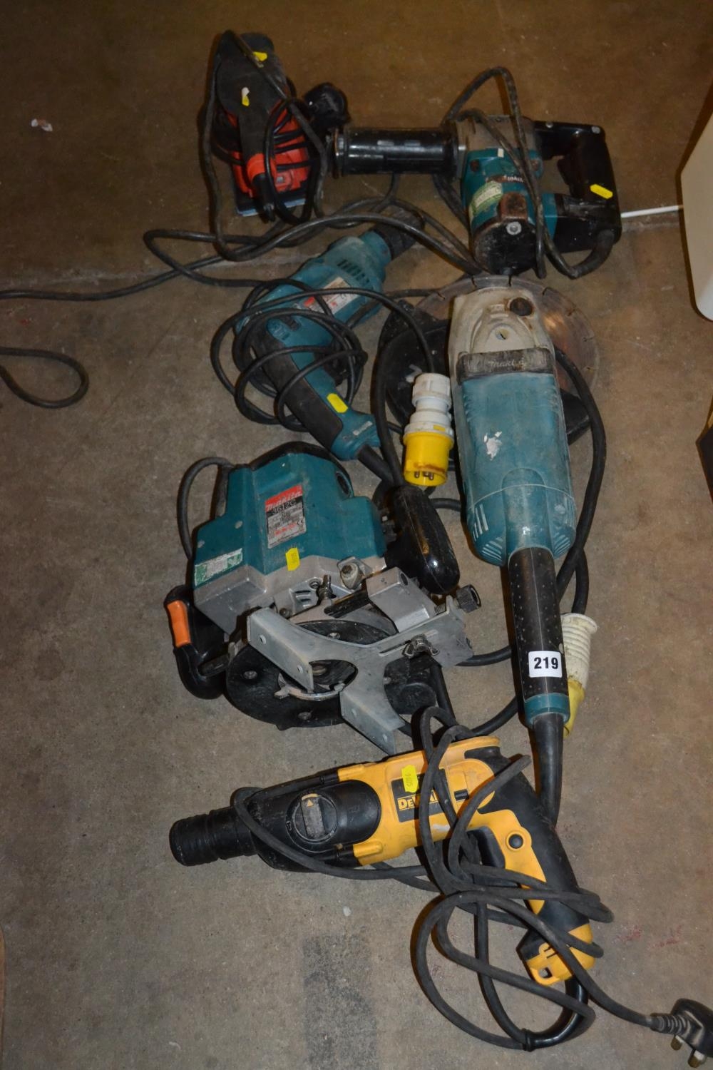 DEWALT D25013 ELECTRIC HAMMER DRILL, MAKITA HK1800 ELECTRIC HAMMER