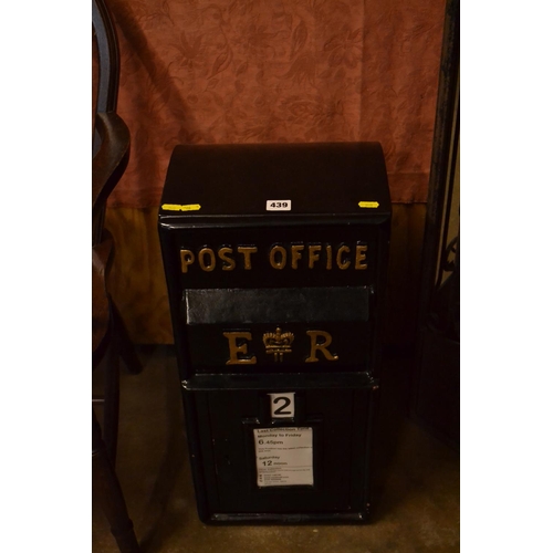 439 - REPRODUCTION PAINTED METAL POSTBOX