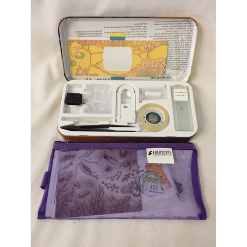 200S - FOLDSCOPE INSTRUMENTS IN CASE