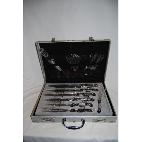 HACK MESSER STAINLESS STEEL CHEFS KNIFE SET IN CASE