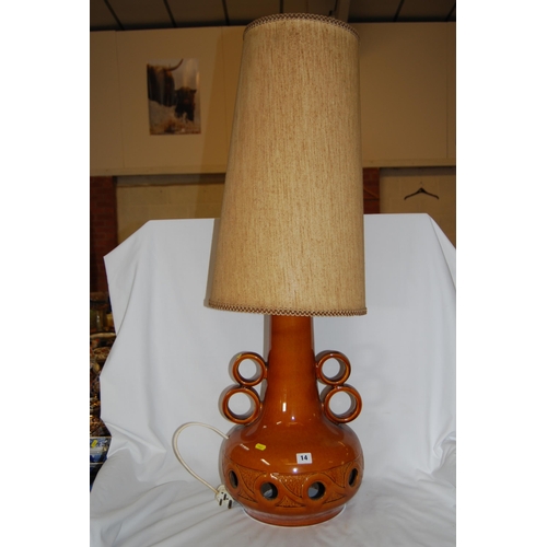 14 - RETRO WEST GERMAN STYLE CERAMIC TABLE LAMP AND SHADE