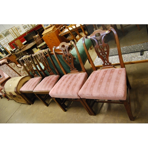 539 - TWO PAIRS OF 19TH CENTURY MAHOGANY DINING CHAIRS