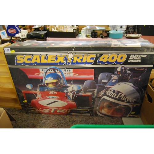 102 - SCALEXTRIC 400 RACING GAME