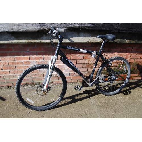 673 - APOLLO XC 26S MOUNTAIN BIKE