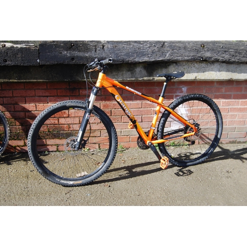 680 - CLOCKWORK ORANGE MOUNTAIN BIKE