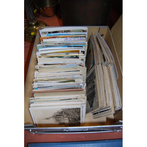 443 - QUANTITY OF OLD POSTCARDS