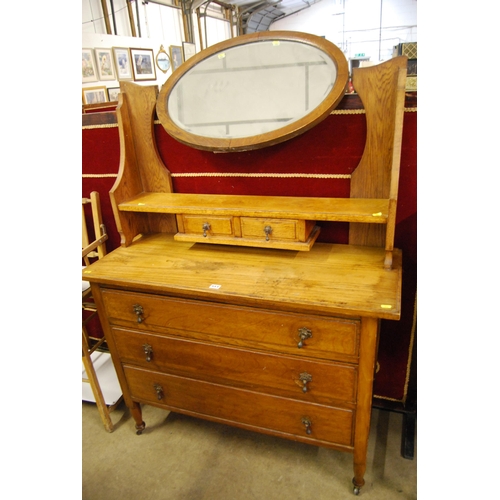 513 - EDWARDIAN OAK 3 DRAWER DRESSING CHEST FITTED SWING MIRROR AND 2 JEWELLERY DRAWERS 107CM WIDTH X 45CM... 