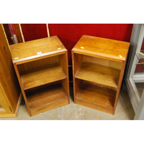 516 - PAIR OF EDWARDIAN OAK BEDSIDE SHELVES, EACH 58CM WIDTH X 23CM DEPTH X 62CM HIGH