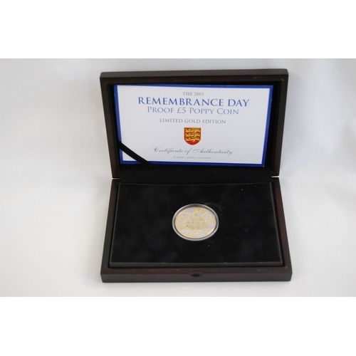 22 - 2015 JERSEY REMBRANCE DAY POPPY £5 GOLD COIN, OBVERSE IAN RANK-BROADLEY, LIMITED EDITION NO.18 of 95... 