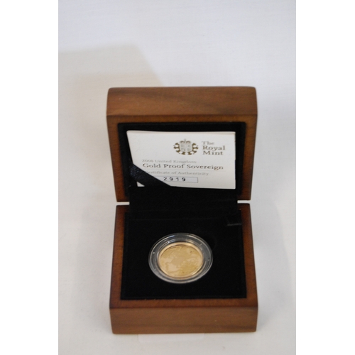 38 - 2008 UK GOLD SOVEREIGN, REVERSE PISTRUCCI'S ST GEORGE AND THE DRAGON, OBVERSE BY IAN RANK-BROADLEY, ... 