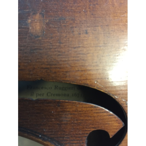 211 - VIOLIN WITH LABEL FRANCESCO RUGGIERI WITH BOW