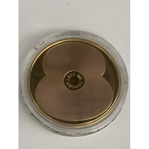 33 - 2018 REMEMBRANCE POPPY GOLD PROOF £5 COIN JERSEY 916/1000, 39.94g