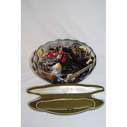 18 - BOWL OF JEWELLERY AND PEARL NECKLACE