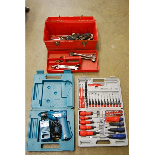 468 - MAKITA 60/20 CORDLESS DRILL, SCREWDRIVER SET AND TOOLBOX