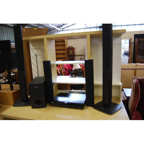 SAMSUNG SURROUND SOUND SYSTEM
