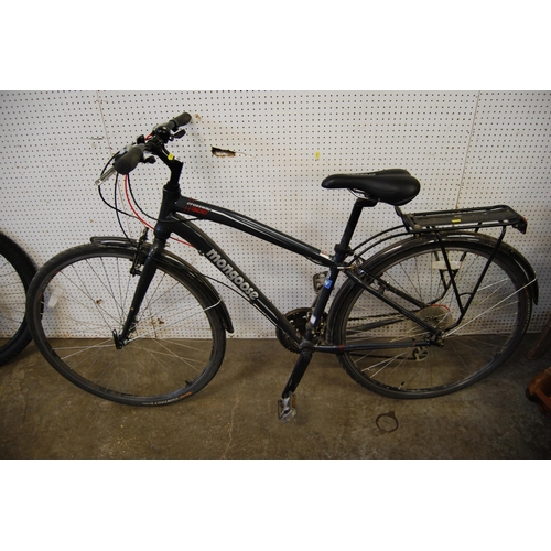 681 - MONGOOSE CROSSWAY 300 BIKE