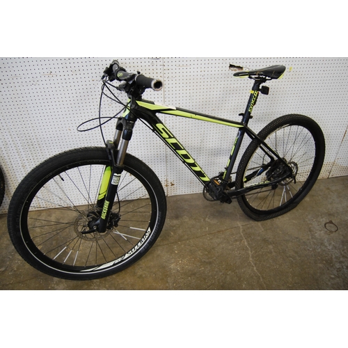 686 - SCOTT 760 MOUNTAIN BIKE