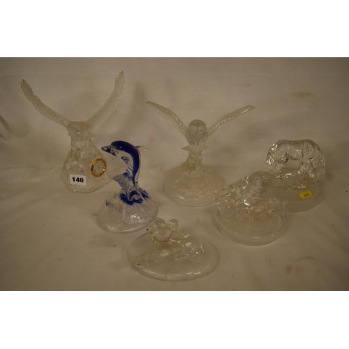 140 - 6 VARIOUS GLASS ANIMALS AND BIRDS