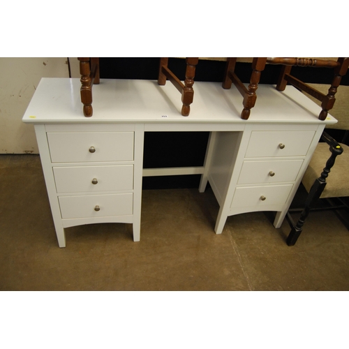 753 - MODERN WHITE DRESSING TABLE