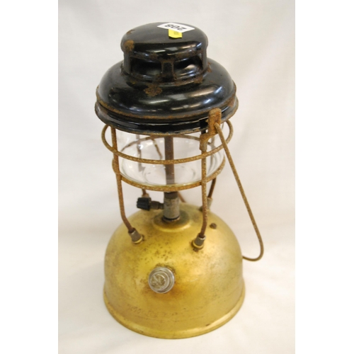 208 - TILLEY DAVISIC 171 HURRICANE LAMP