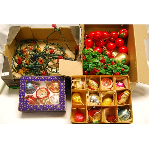 133 - QUANTITY OF VINTAGE GLASS CHRISTMAS TREE DECORATIONS & LIGHTS