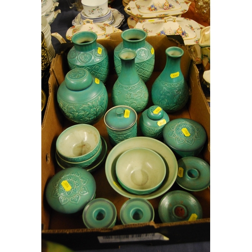 14 - 18 PIECES OF TURQUOISE BESWICK CATHAY CHINA INCLUDING 2 PAIRS OF VASES, GINGER JAR, BOWLS, BOXES, ET... 