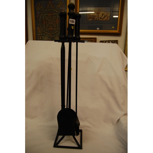 193 - FULL LENGTH IRON COMPANION SET ON STAND