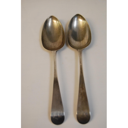 286 - PAIR OF SILVER SERVING SPOONS, LONDON 1827 (4ozs)