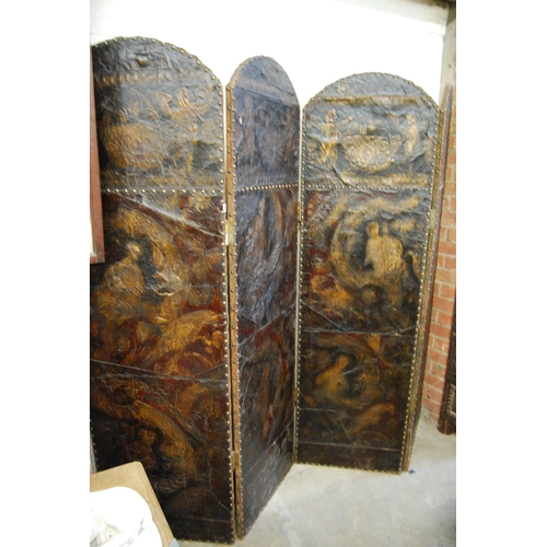 568 - EARLY 19TH CENTURY EMBOSSED LEATHER FULL HEIGHT 4 FOLD SCREEN DECORATED CLASSICAL SCENES