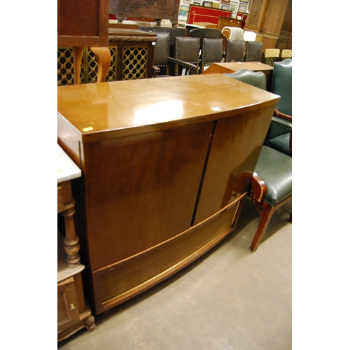 616 - VINTAGE RADIOGRAM FITTED WITH BUSH RADIO & GERRARD DECK IN WALNUT CABINET