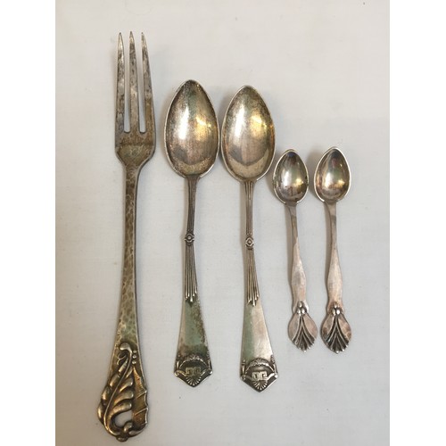 304 - 5 VARIOUS DANISH SILVER SPOONS (1.9ozs)