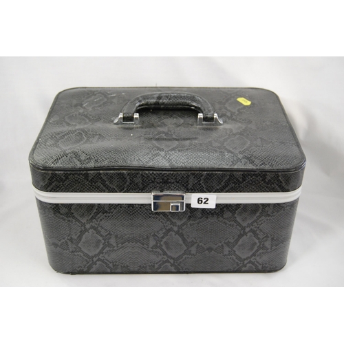 62 - RETRO FAUX SNAKESKIN LADIES TRAVEL CASE