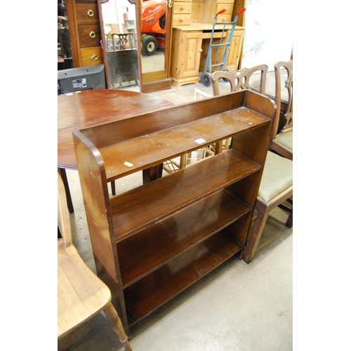 618 - OPEN FRONTED MAHOGANY BOOKCASE