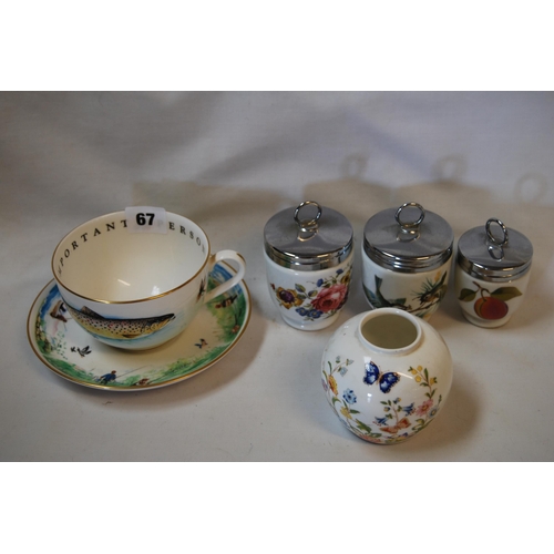 67 - 3 ROYAL WORCESTER GRADUATED EGG CODDLERS, AYNSLEY COTTAGE GARDEN VASE & ROYAL WORCESTER 