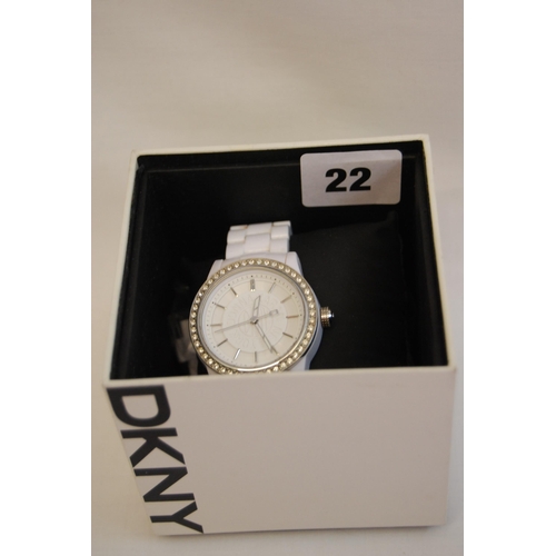 22 - DKNY WRISTWATCH