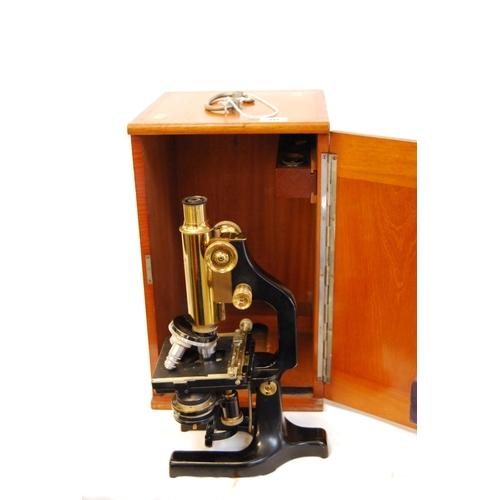 30 - HEARSON OF LONDON MICROSCOPE IN CASE