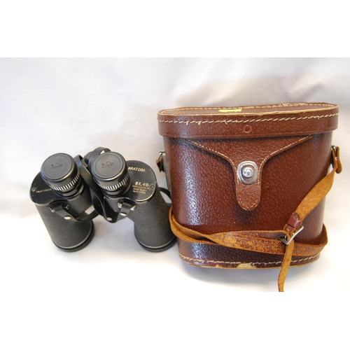 124 - PAIR OF SWIFT SARATOGA 8 x 40 BINOCULARS IN CASE