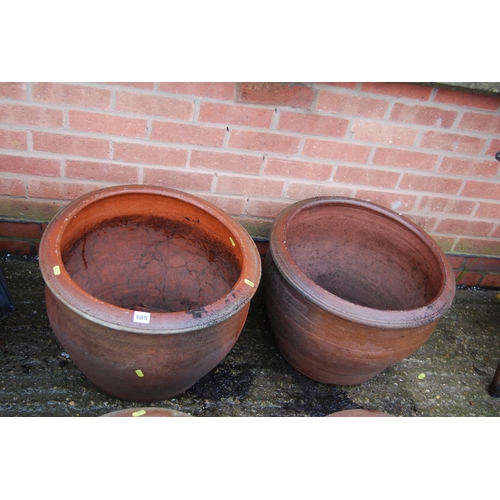 689 - PAIR OF TERRACOTTA PLANTERS (50cm DIAMETER X 40cm HEIGHT)