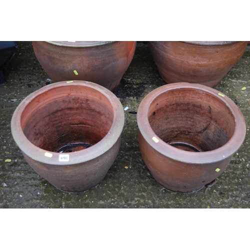 690 - PAIR OF TERRACOTTA PLANTERS (40cm DIAMETER X 32cm HEIGHT)