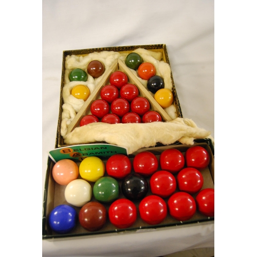 227 - SET OF BELGIUM ARAMITH SNOOKER BALLS IN BOX & SET OF RONITE SNOOKER BALLS