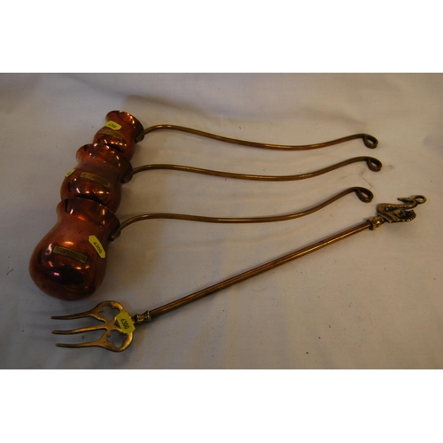 169 - 3 COPPER & BRASS SPIRIT LADELS & BRASS TOASTING FORK