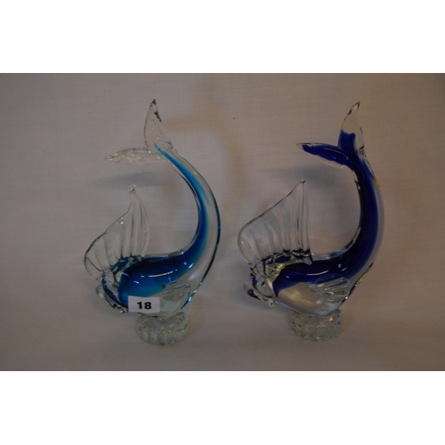 18 - 2 MURANO GLASS FISH ORNAMENTS