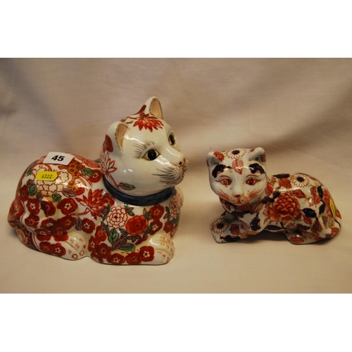 45 - 2 CHINESE IMARI PATTERN CATS