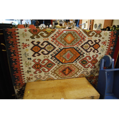 574 - ORIENTAL DESIGN RUG