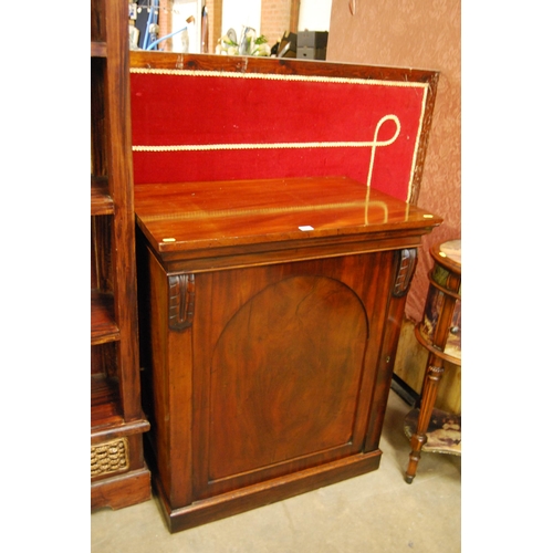 578 - 19TH CENTURY MAHOGANY PIER CABINET FITTED 2 SHELVES ENCLOSED BY ARCH PANEL DOOR  (79cm x 51cm x 92cm... 