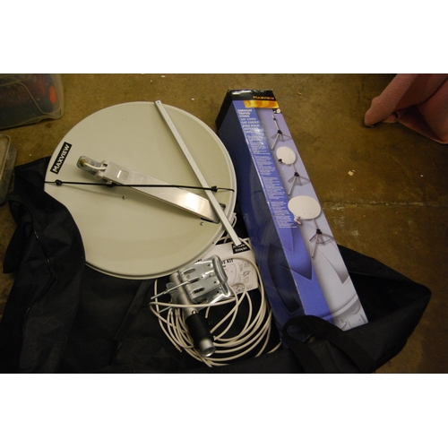 204 - OMNISA MAXVIEW PORTABLE SATELLITE DISH & STAND