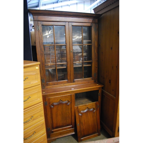 616 - MODERN OAK BOOKCASE/CUPBOARD